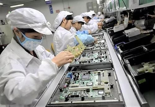全球最大手機(jī)代工廠強(qiáng)勢(shì)擴(kuò)張 5G超大訂單加持，海外建廠與大數(shù)據(jù)服務(wù)并進(jìn)