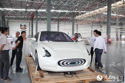 新能源汽車(chē)駛?cè)脍M南 蘇區(qū)振興五年間的綠色蛻變